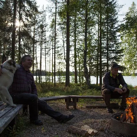 Nikkilaen Elaemyskylae * Saariharju