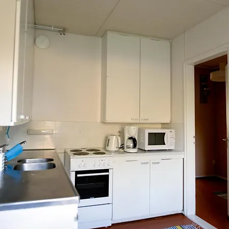 Nikkilaen Elaemyskylae Hostel *